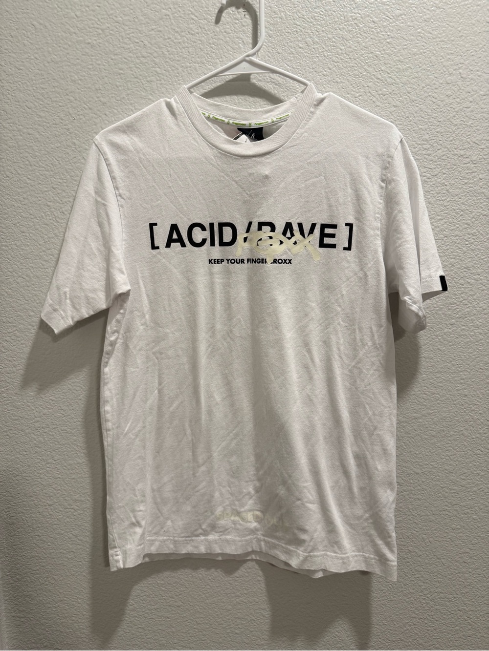 Fingercrocc Short Sleeve Tee - White